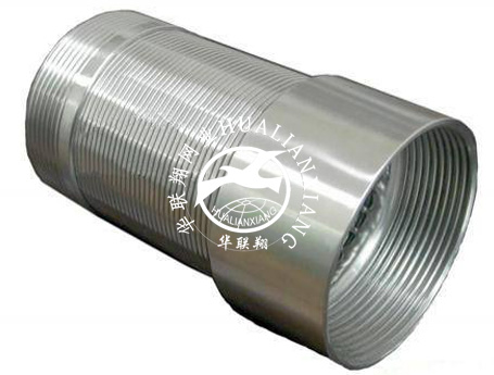 繞絲篩管又名：楔形絲篩管、梯形絲篩管、過(guò)濾管、濾水管、v型絲篩管、石油繞絲管材質(zhì)：304、316等不銹鋼、低碳鋼、低碳鋼鍍鋅。直徑：25-1000mm縫隙：0.05-50mm標準長(cháng)度：50-5850m